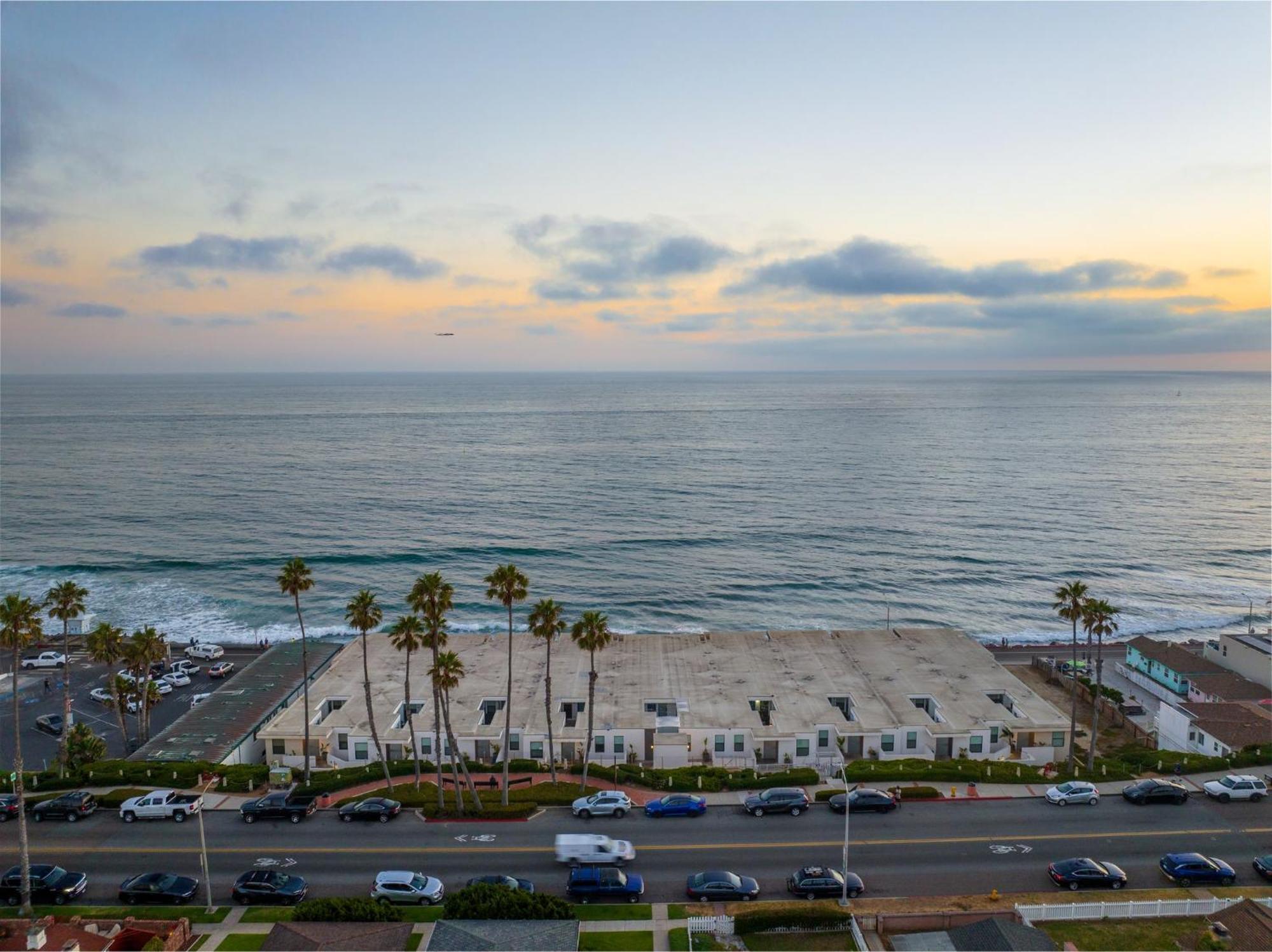 Oceanside Oasis Villa Exterior photo